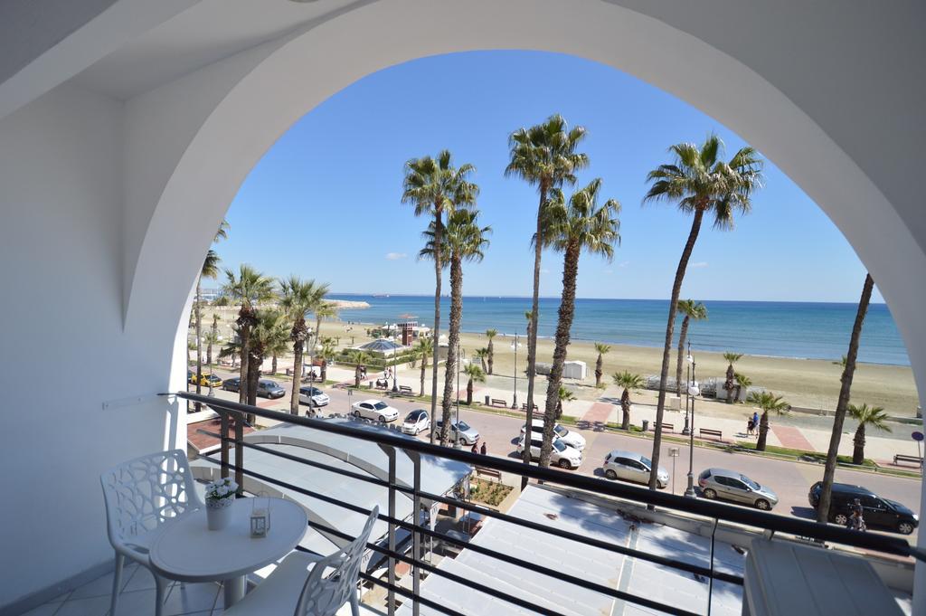 Krasas Beach Apartment Rentals 라르나카 외부 사진